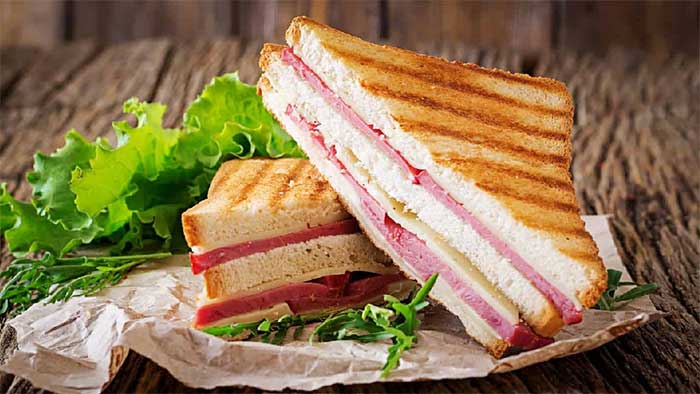 3 بهترین طرز تهیه اسنک سوسیس با دستگاه اسنک ساز