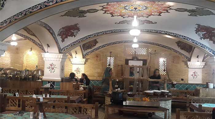 رستوران کته ماس ؛ فضای سنتی نزدیک بافت مرکزی شیراز